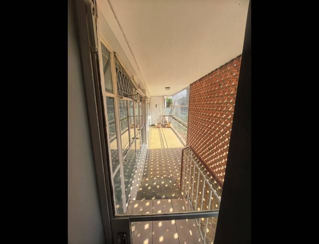 3 BEDROOM APARTMENT TO LET IN PARKTOWN